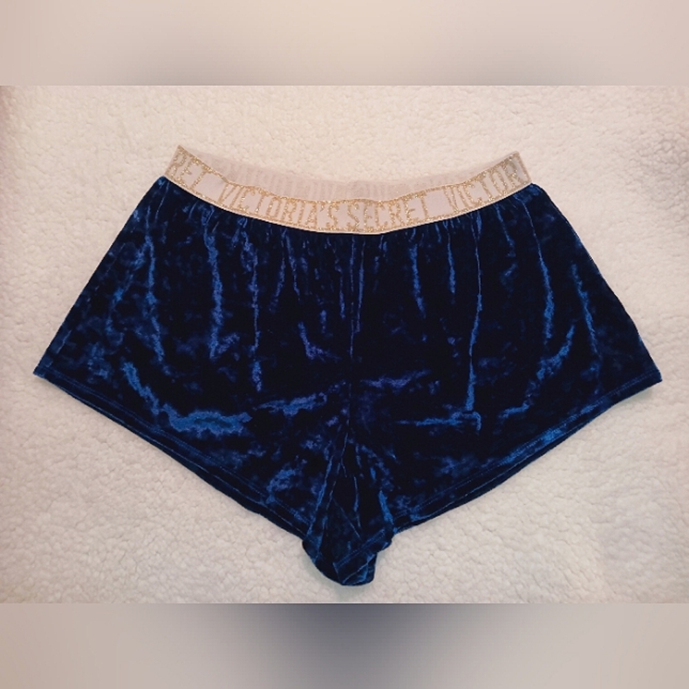 Victoria's Secret lounge shorts